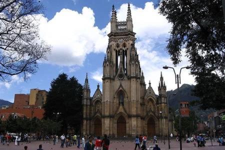 Apartasuites Bogota Romannoti Bagian luar foto